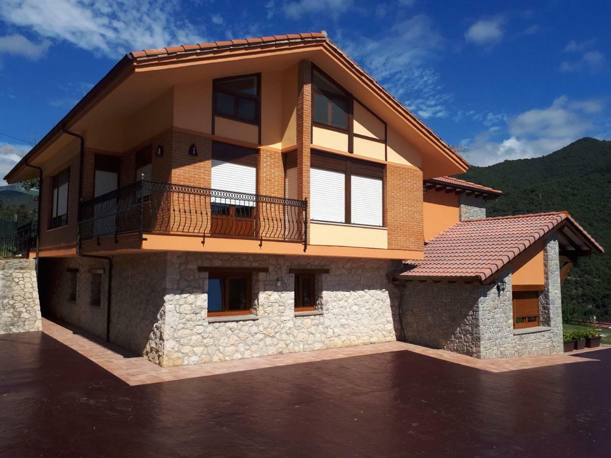 Apartamentos Camino Santo Toribio Mieses Exteriör bild